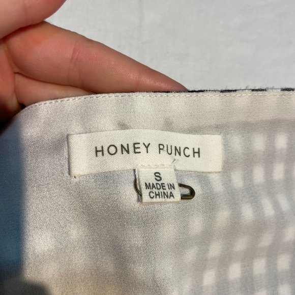 Honey Punch Black/white Gingham Side Tie Wrap Skirt - Picture 5 of 8